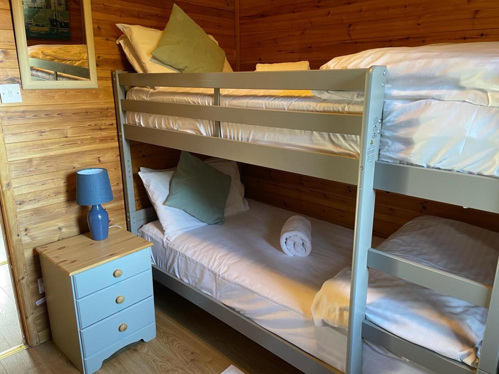 Watermouth Lodges Ilfracombe Oda fotoğraf